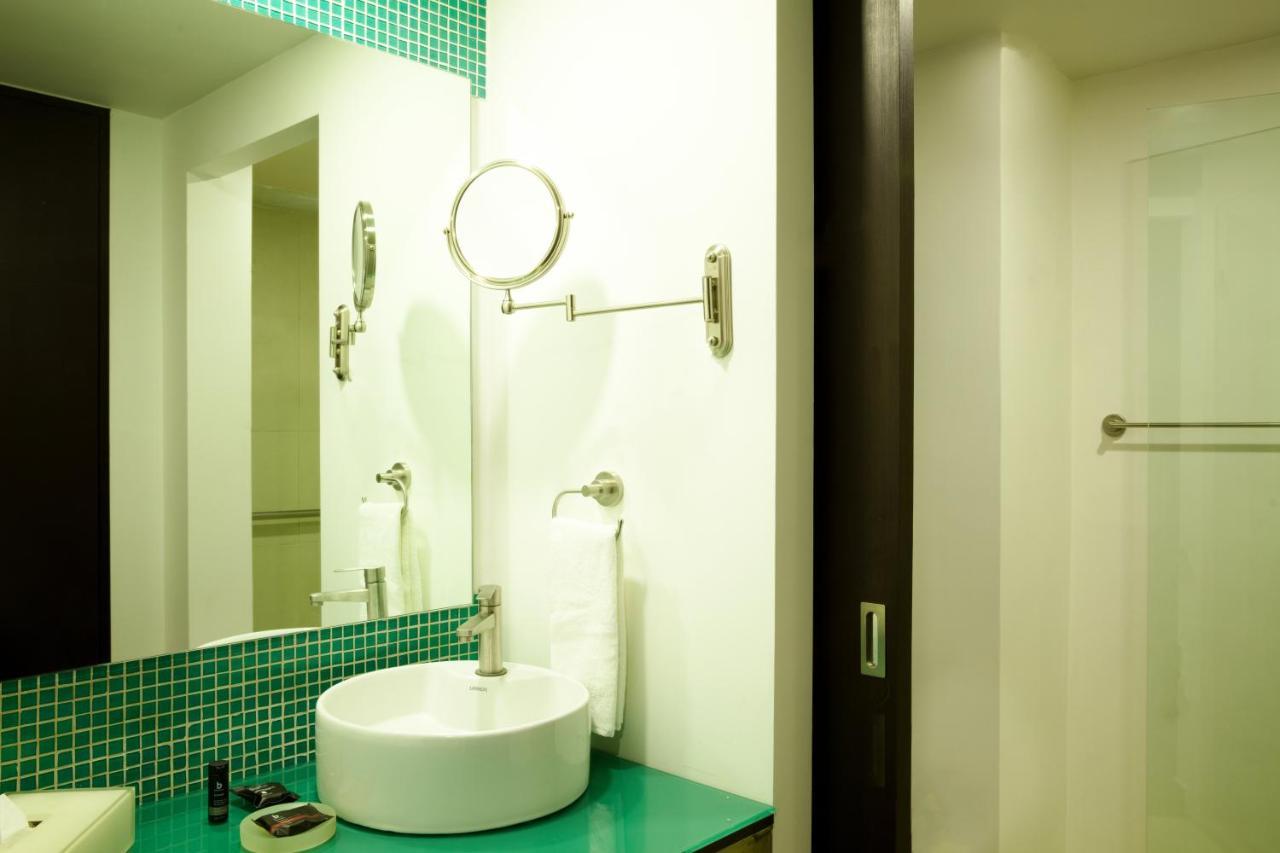 Fiesta Inn Guadalajara Aeropuerto Las Pintas Eksteriør billede