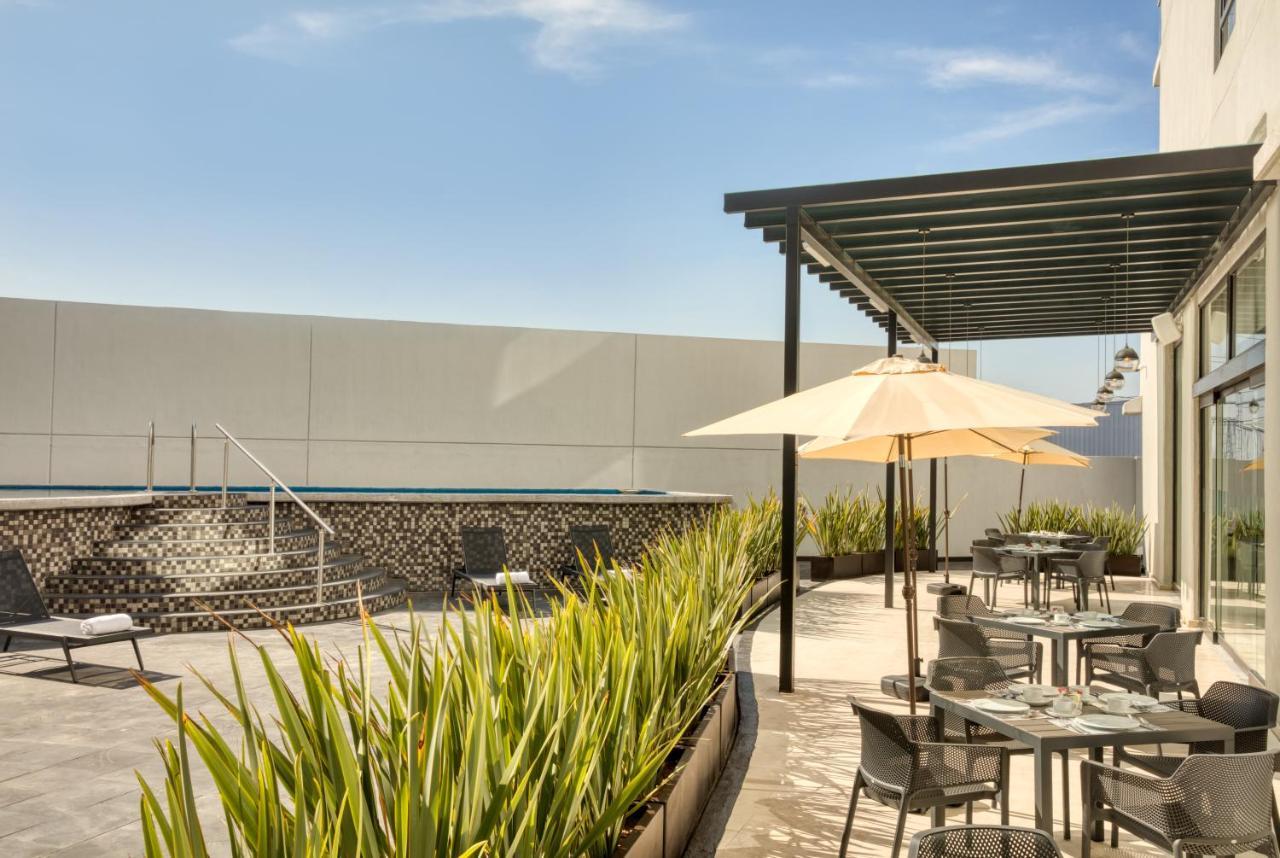 Fiesta Inn Guadalajara Aeropuerto Las Pintas Eksteriør billede
