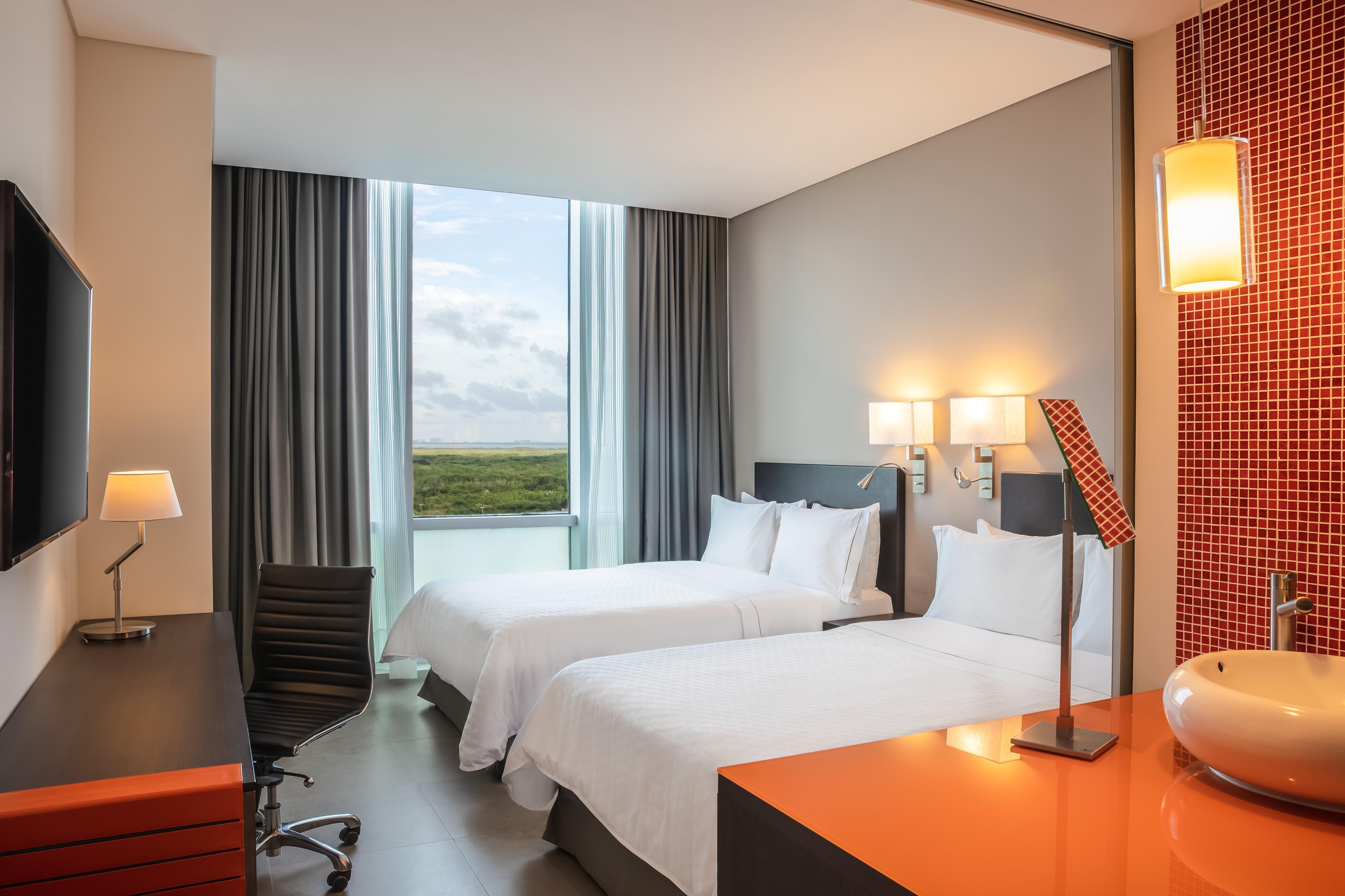 Fiesta Inn Guadalajara Aeropuerto Las Pintas Eksteriør billede